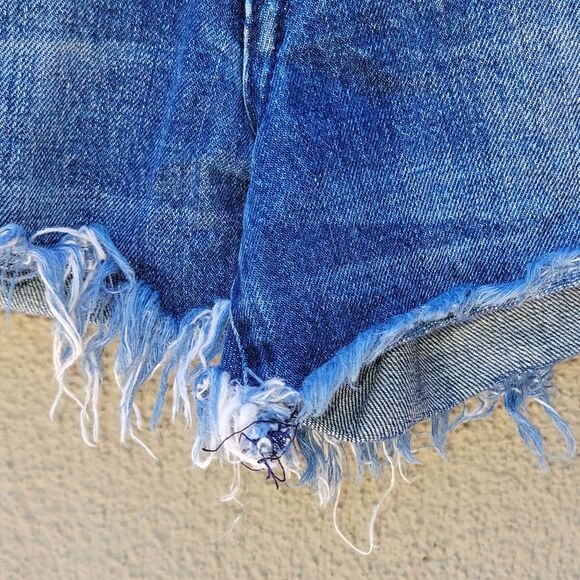 VOLCOM Stoned Jean Shorts Frayed Cutoffs Grunge Cheeky Distressed Size 28 - Picture 6 of 10